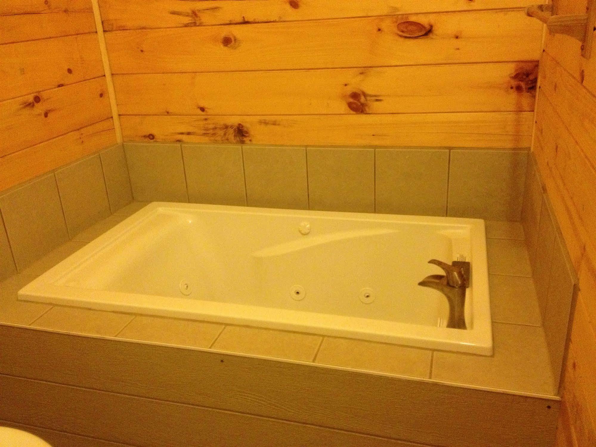 Lake Wanoka Hotel